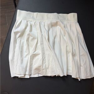 Sporty wear bundle:White Pleated skirt + black jumpsuit